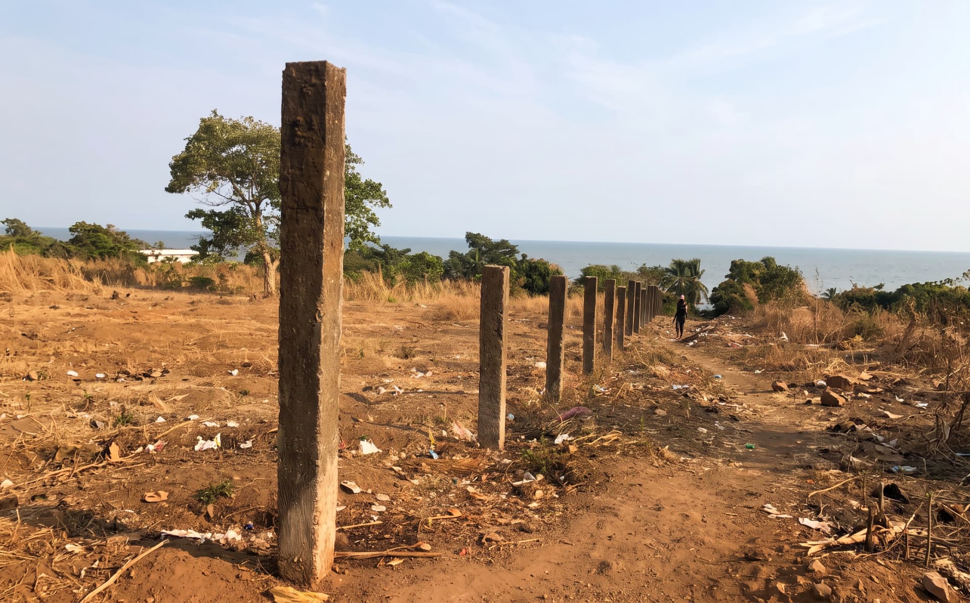 2 Acres Beachfront Land — Kissi Town, Tombo